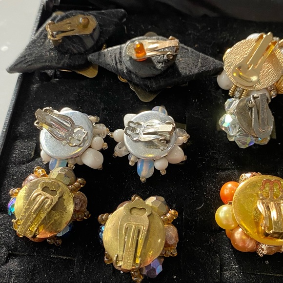 Lot Of Vintage Clip On Earrings 9 Pairs - Picture 10 of 15